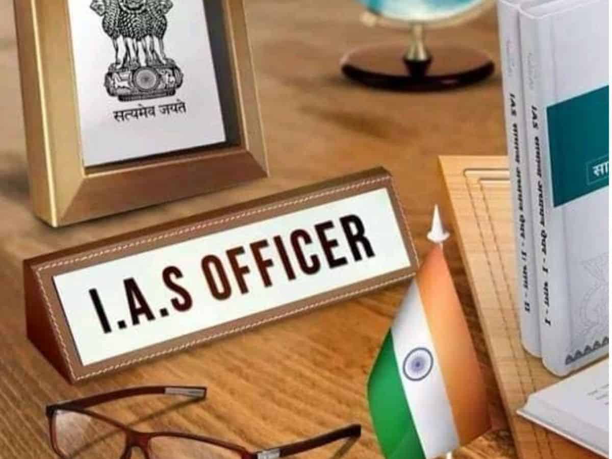 IAS Officer - DM